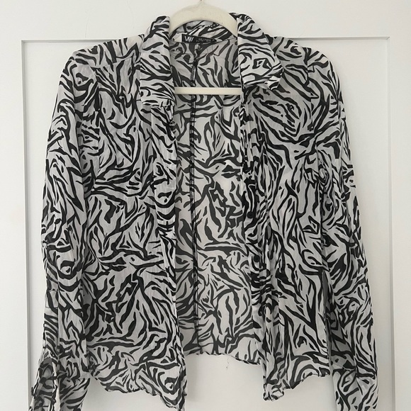 Zebra button up - Picture 2 of 2